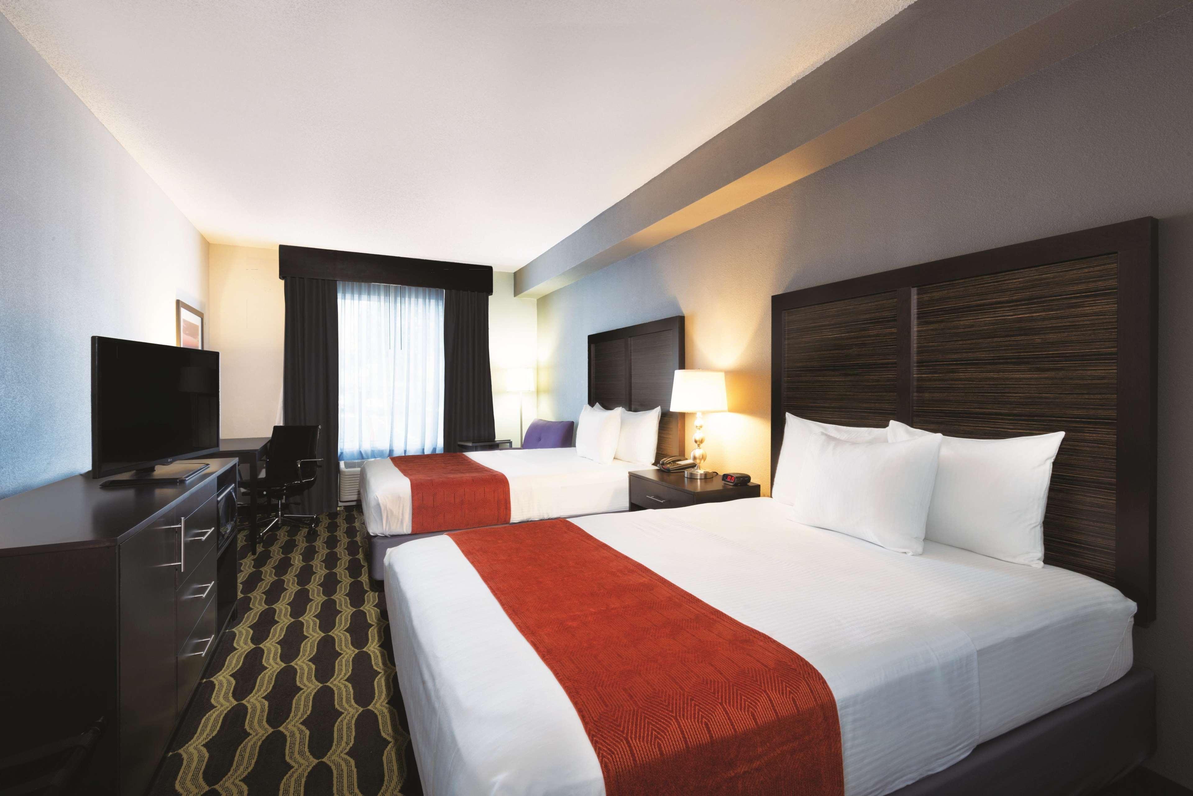 Hotel La Quinta By Wyndham Lynchburg At Liberty Univ. Esterno foto
